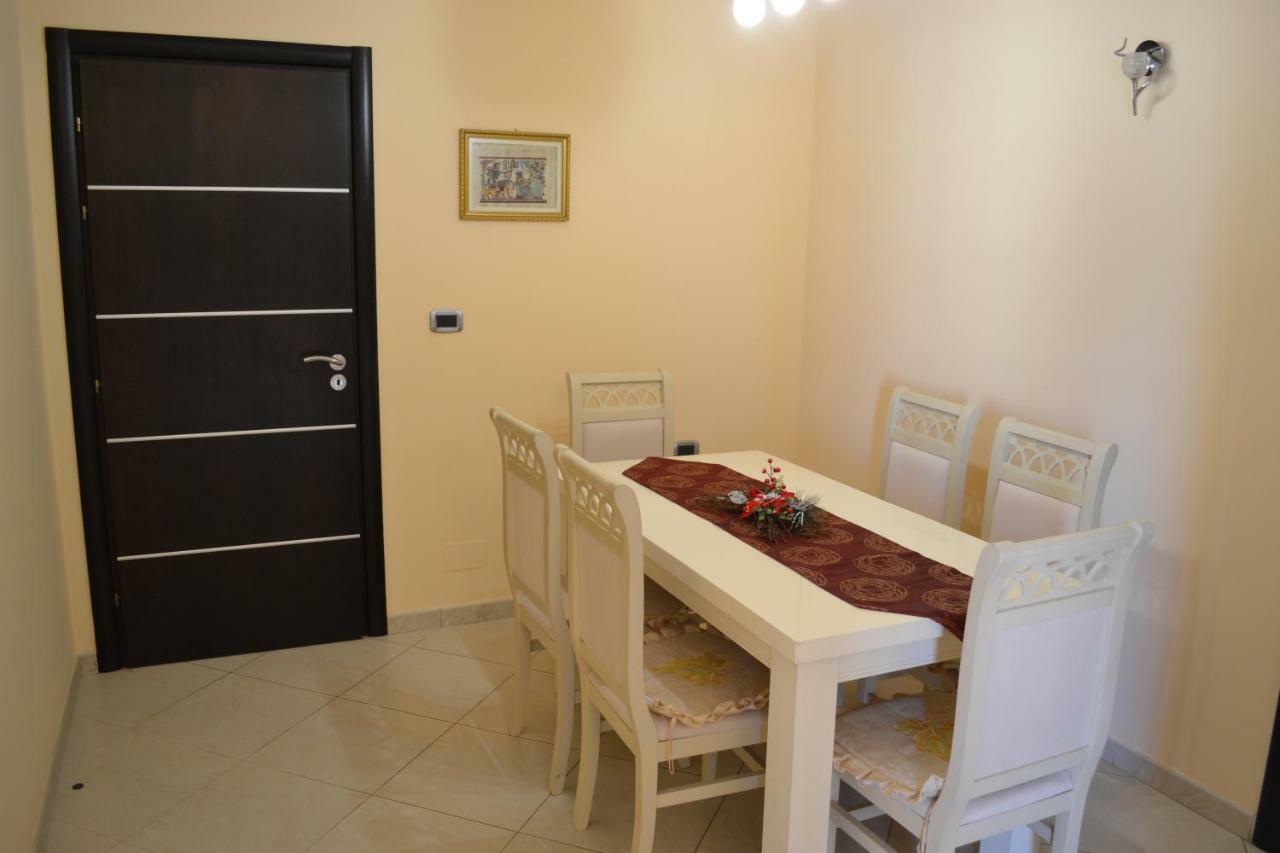 Penthouse Terrace 4 Bedrooms Apartment Vlorë Exterior foto